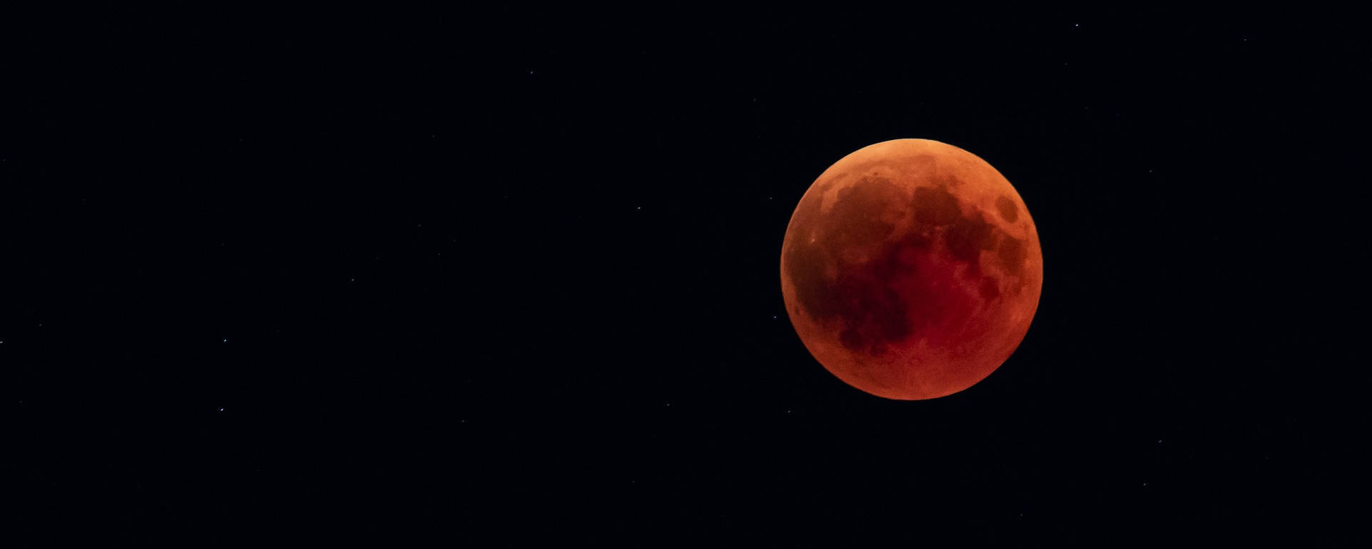 Qu'est-ce qu'une éclipse de Lune ? Lune rouge